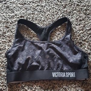 Victoria secrete sports bra